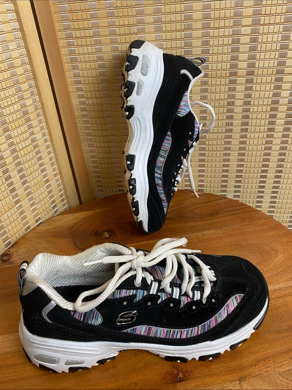 Skechers D'Lites Women's 6.5 Sneakers